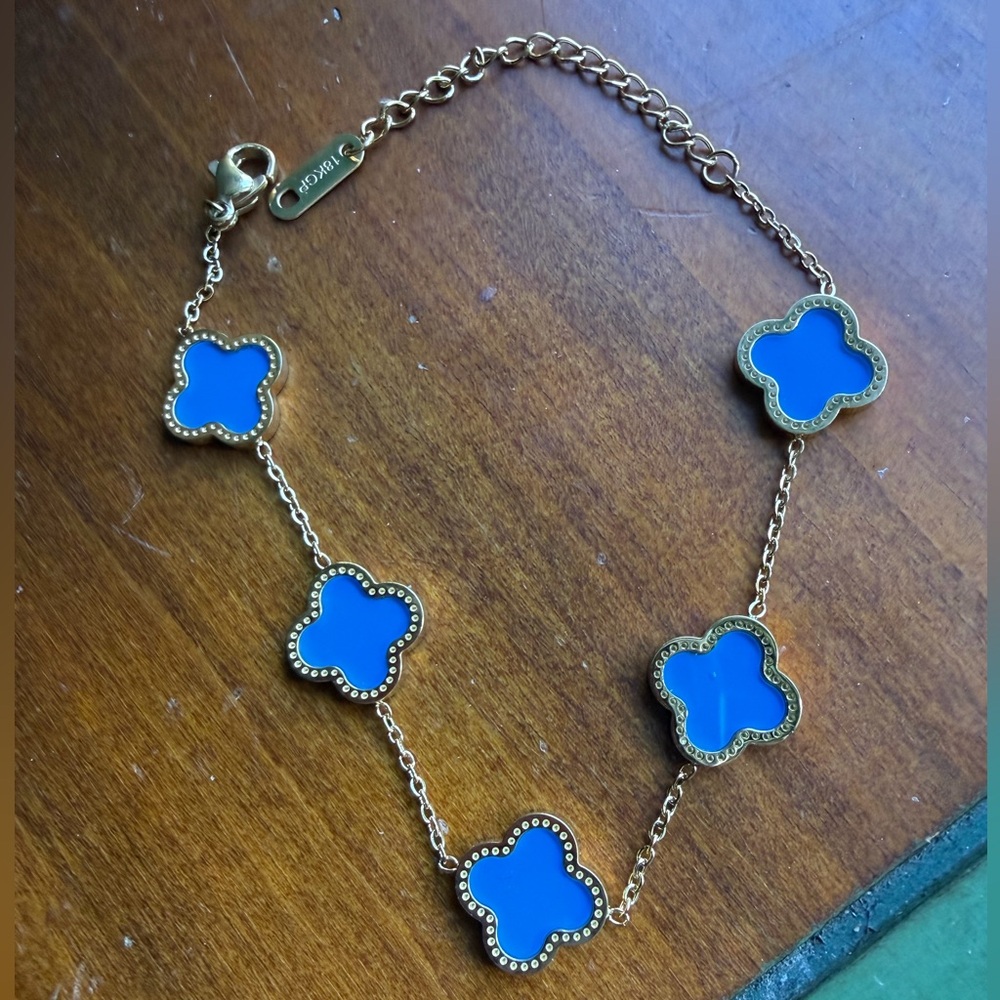 Clover Style Bracelet - Gold - Blue - Picture 2 of 10